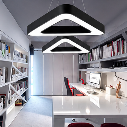 TRIANGLE HOLLOW LIGHT