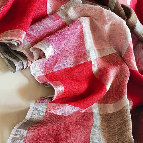 Blush & Ember – Handcrafted Pure Linen Check Saree in Earthy Elegance with Blouse Piece