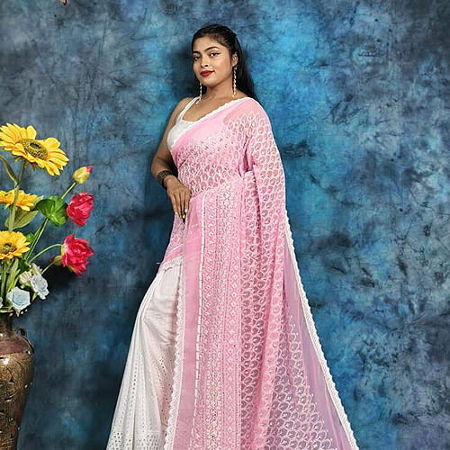 Charming Two-Tone Handcrafted Hakoba Saree in Light Pink & White