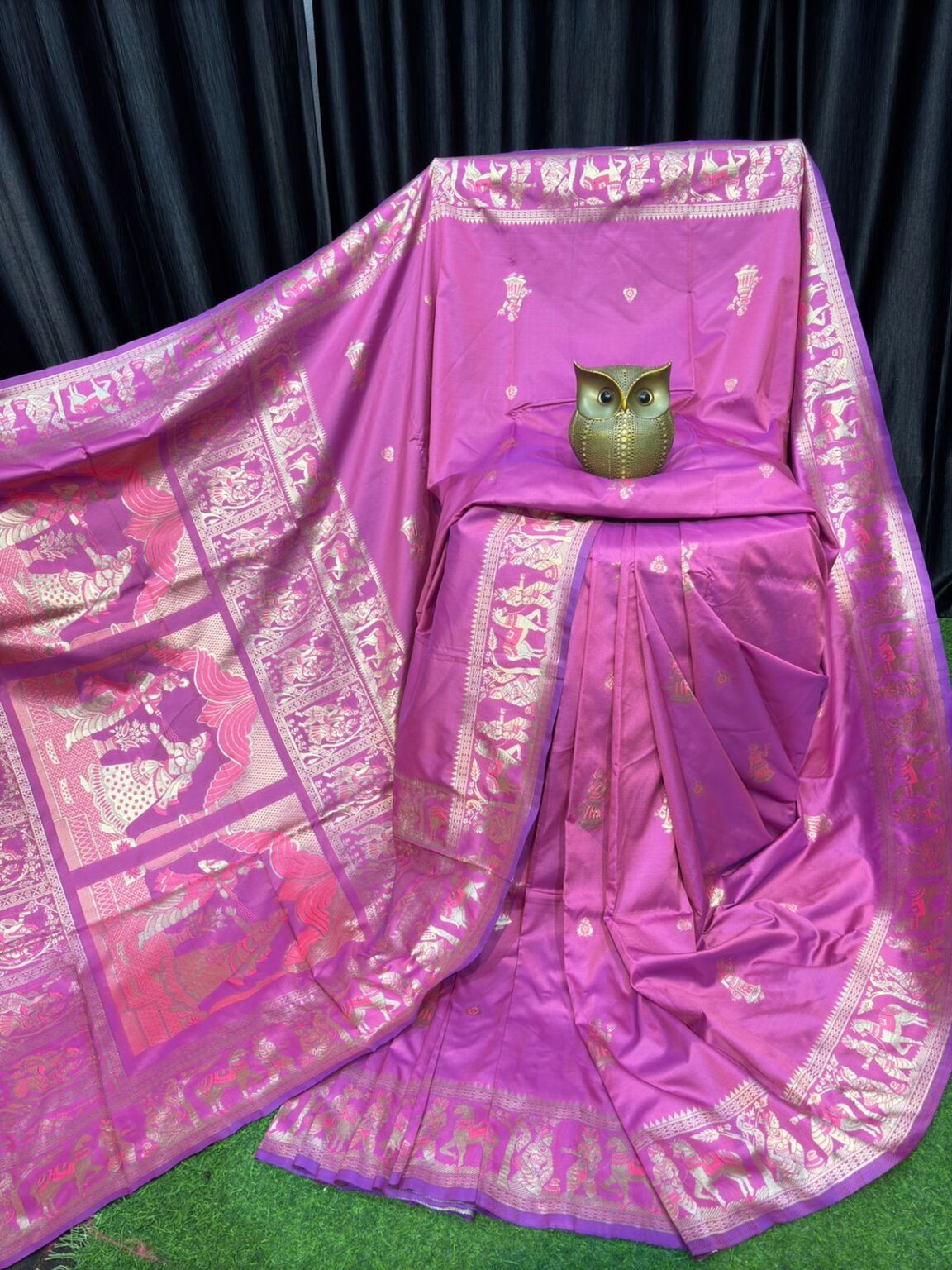 Fuchsia Flame – Handcrafted Bishnupuri Silk Saree with Golden Accents