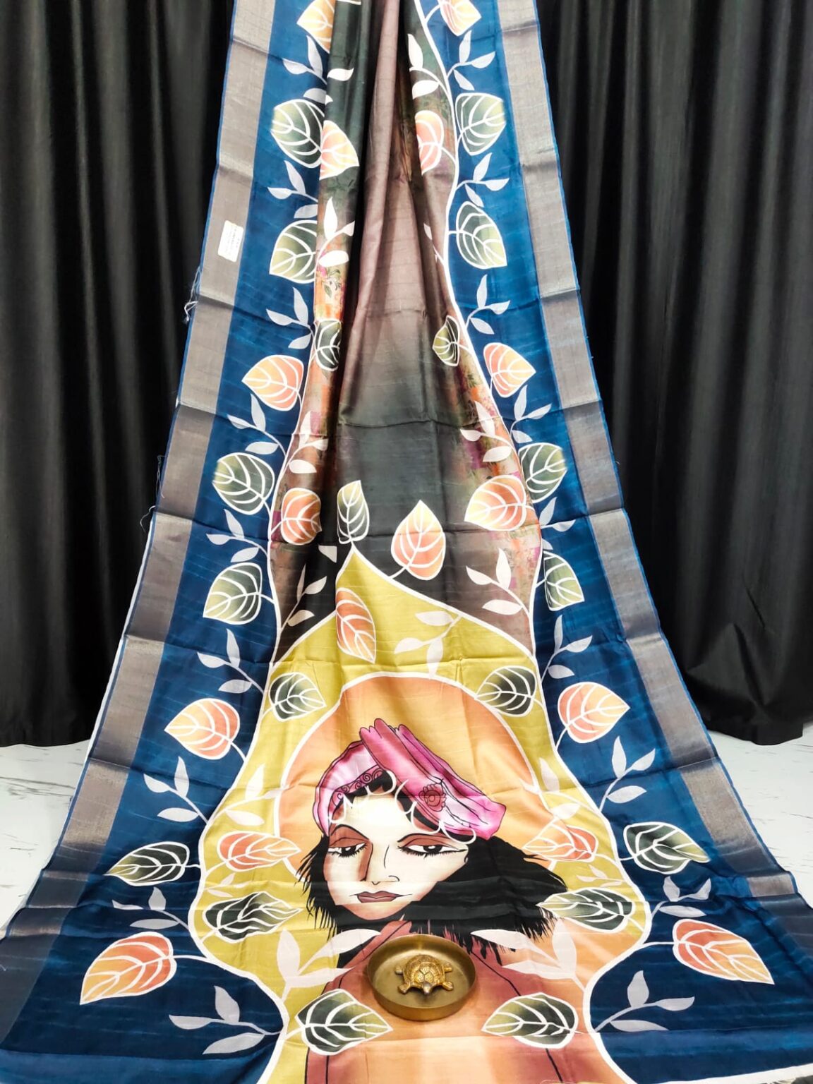 Handcrafted Blue Bapta Tissue Saree with Abstract Pattern & Blouse Piece – Soft, Lightweight & Elegant