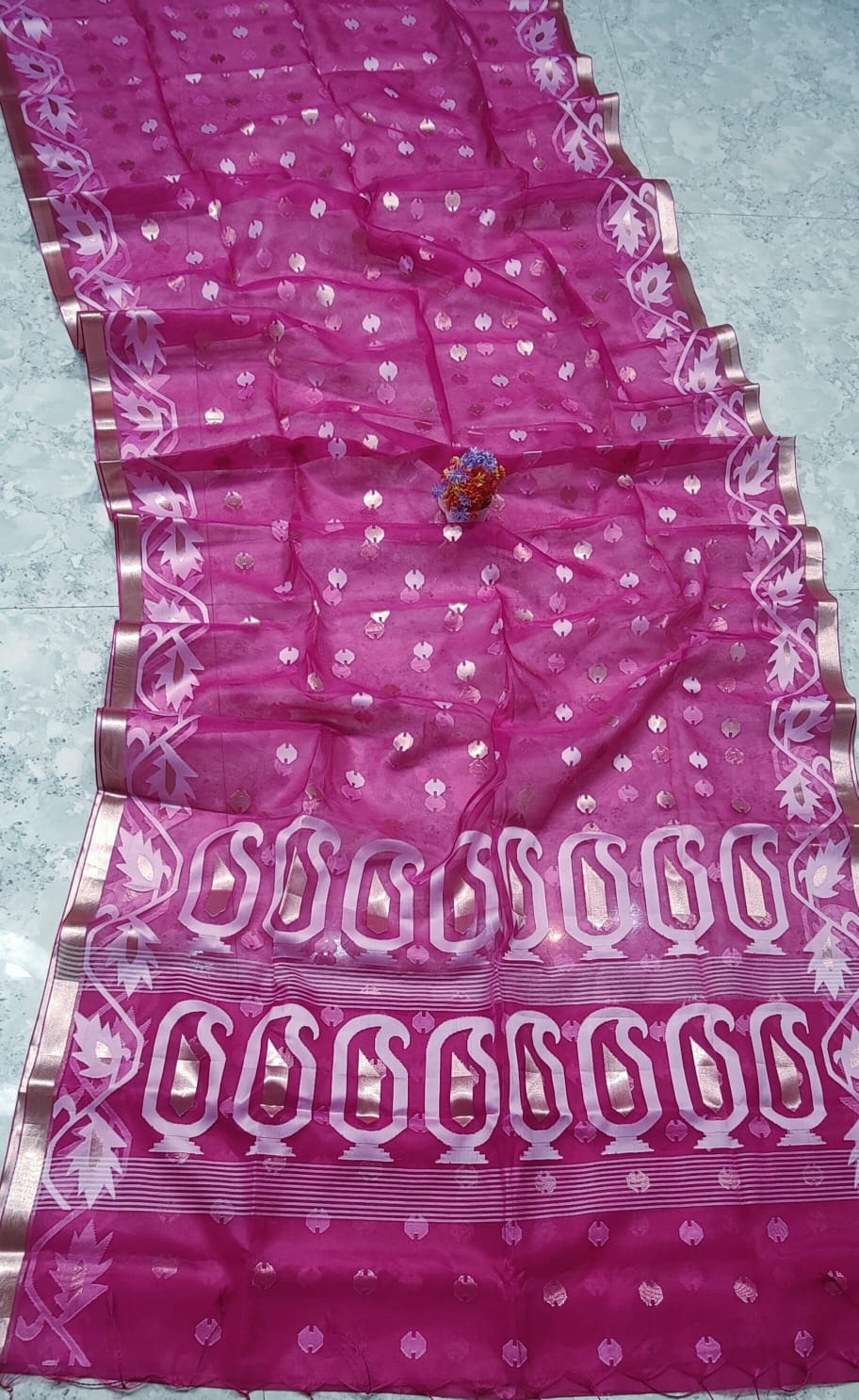 Handcrafted Muslin Silk Jamdani Magenta Saree with Jari Butti Design & Matching Blouse Piece