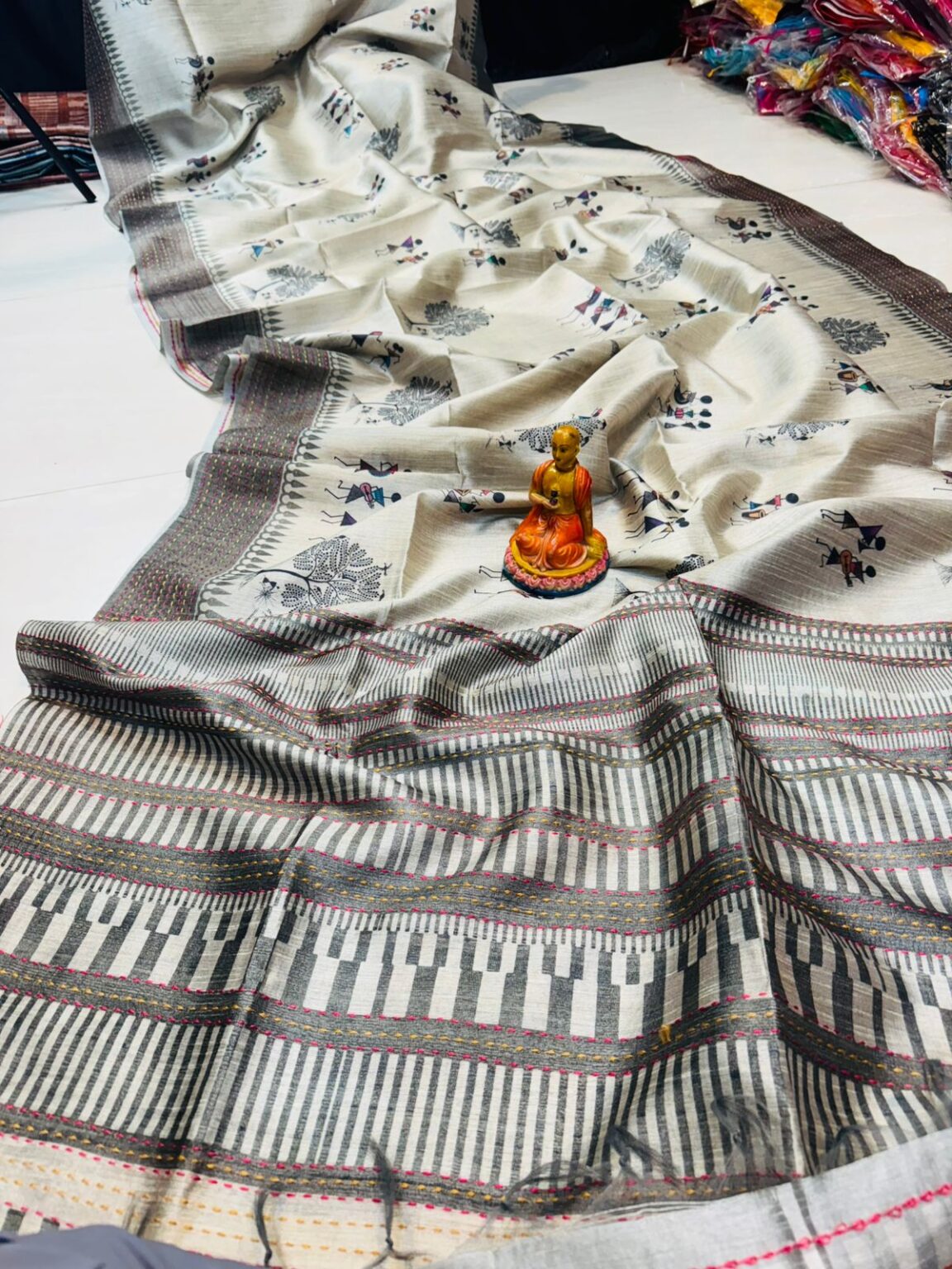 Handwoven Cream Off-White Katha Silk Saree with Tussar Katha Border & Blouse Piece