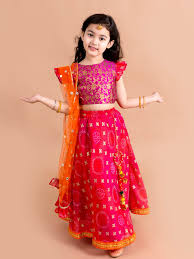 Lehenga Cholis