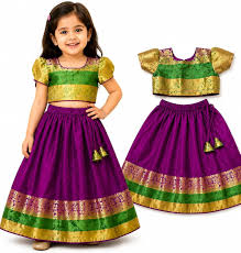 Lehenga Cholis